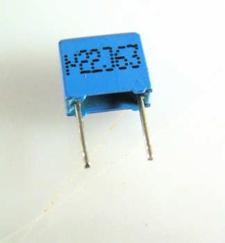 Конденсатор пленочный B32529C105K189 1uF 63VDC 40AC TDK-EPCOS